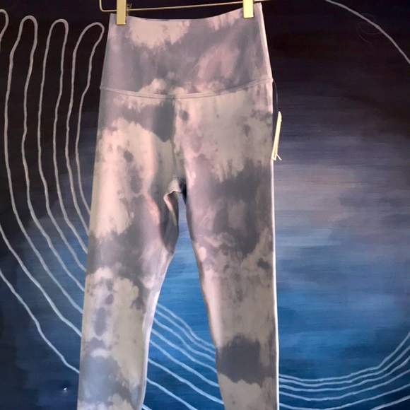 NWT Beyond Yoga Olympus Leggings - Picture 7 of 9